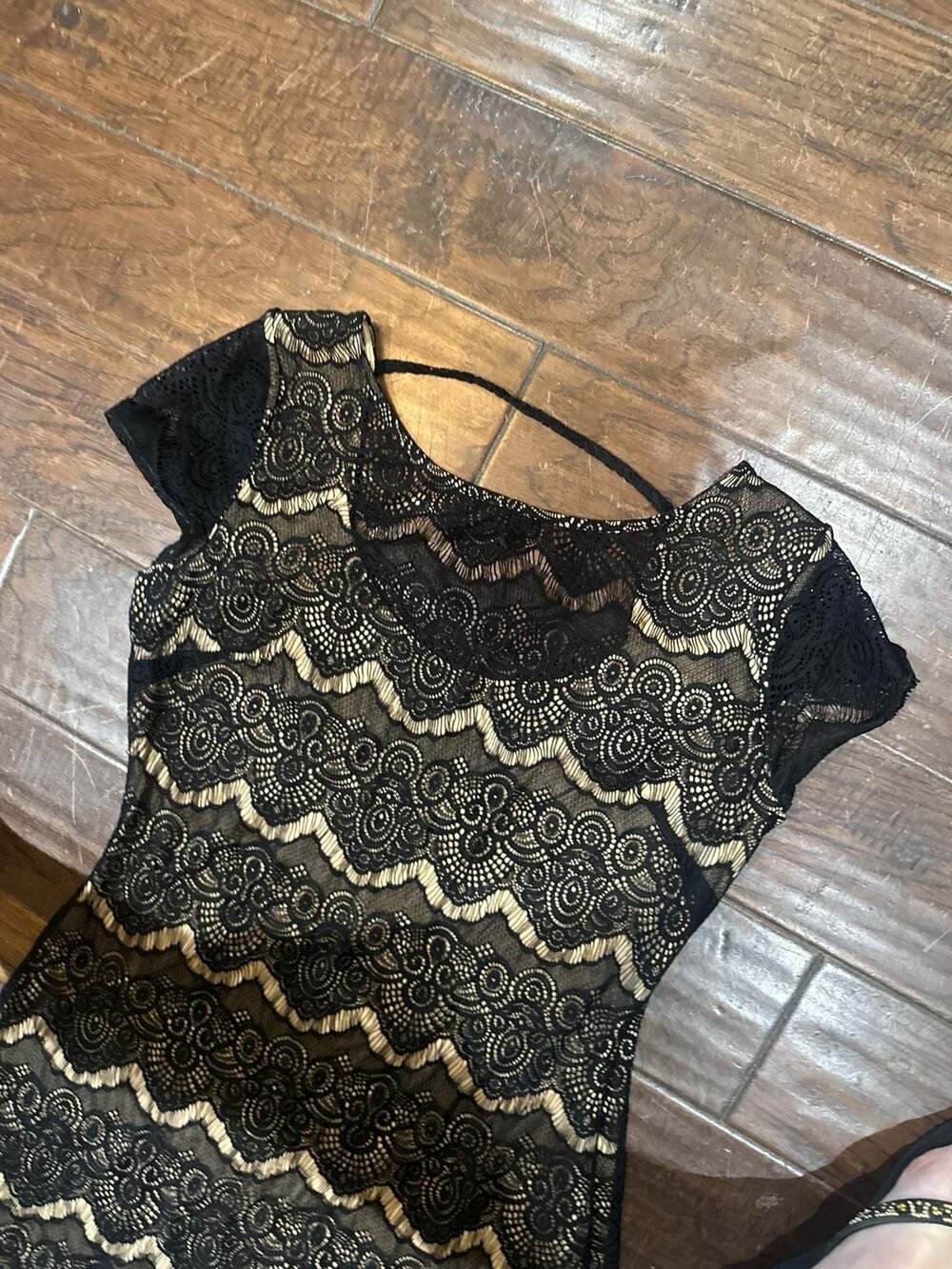 Bebe Black Lace Overlay Mini‎ Dress with Nude Lining Size Large - Picture 2 of 6